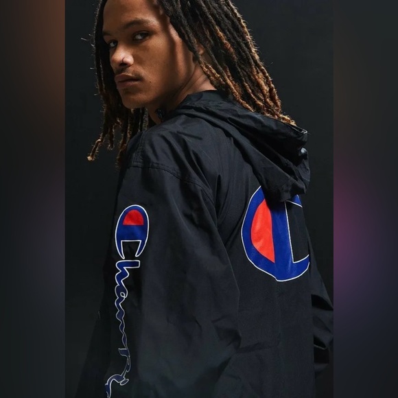 Champion UO Mens Jacket Hooded Windbreaker Big C Half Zip Pull Over Black-M - Picture 11 of 11